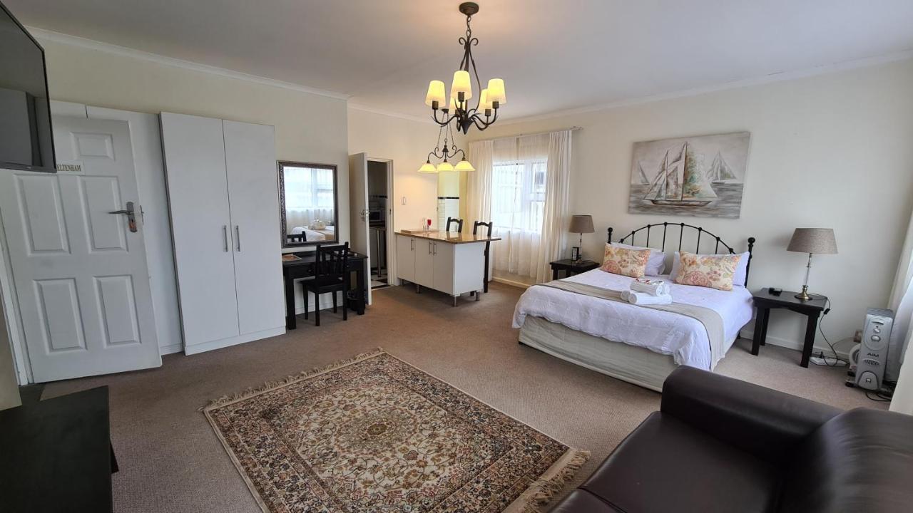Hathaway Guest House East London Esterno foto